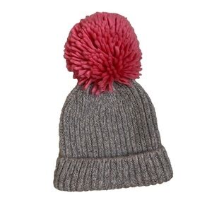 ⭐️ Harlow grey toque with big pink pompom